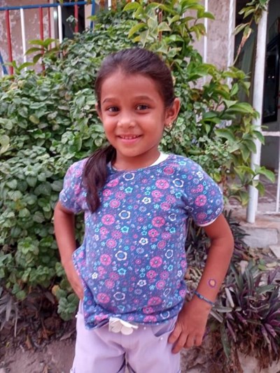 Help Bleidis Johana by becoming a child sponsor. Sponsoring a child is a rewarding and heartwarming experience.