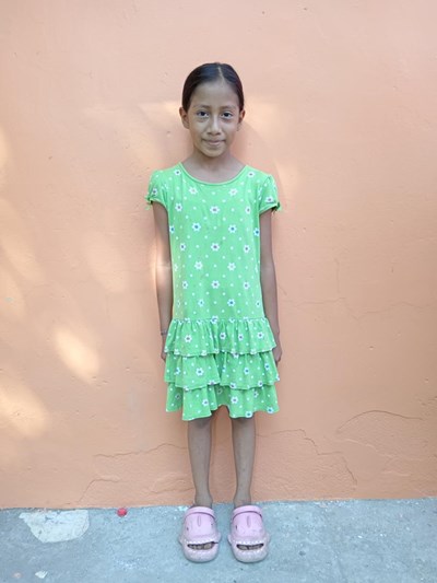 Help Rosa Angelica by becoming a child sponsor. Sponsoring a child is a rewarding and heartwarming experience.