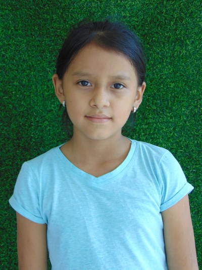 Help Nancy Daniela by becoming a child sponsor. Sponsoring a child is a rewarding and heartwarming experience.