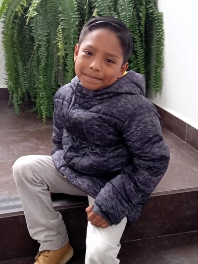 Help Elias Xavier by becoming a child sponsor. Sponsoring a child is a rewarding and heartwarming experience.