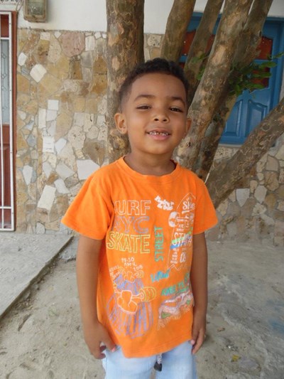Help Keylor Santiago by becoming a child sponsor. Sponsoring a child is a rewarding and heartwarming experience.