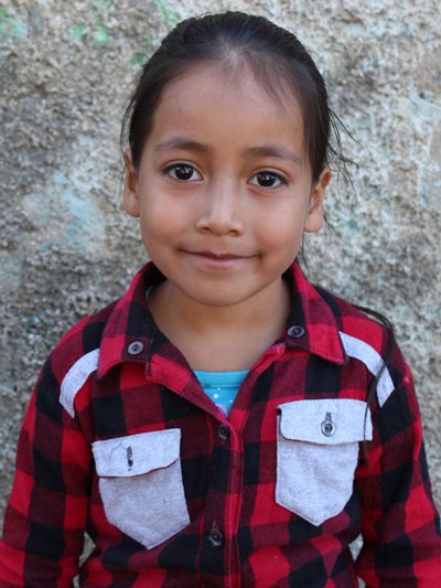 Help Estrella Marina by becoming a child sponsor. Sponsoring a child is a rewarding and heartwarming experience.