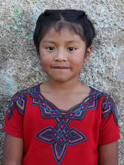 Help Wendy Paola by becoming a child sponsor. Sponsoring a child is a rewarding and heartwarming experience.