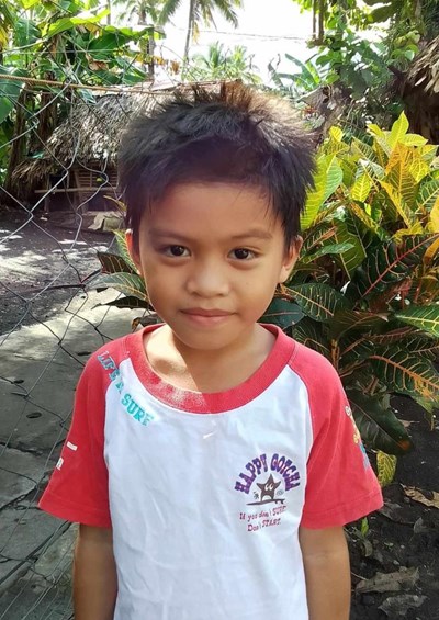 Help Alexander B. by becoming a child sponsor. Sponsoring a child is a rewarding and heartwarming experience.
