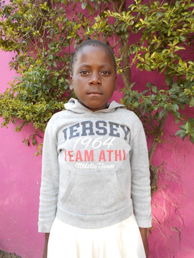 Help Stembiso by becoming a child sponsor. Sponsoring a child is a rewarding and heartwarming experience.