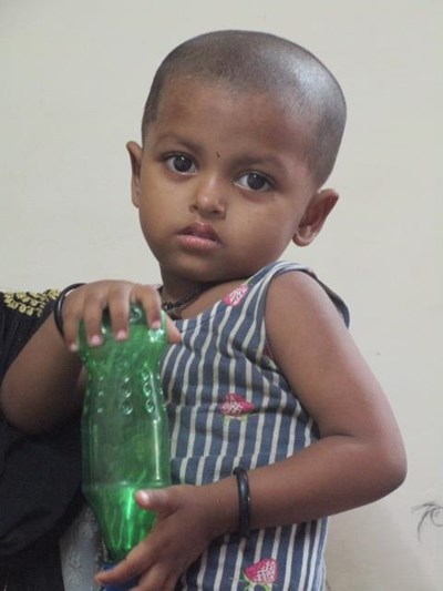 Help Mahi by becoming a child sponsor. Sponsoring a child is a rewarding and heartwarming experience.