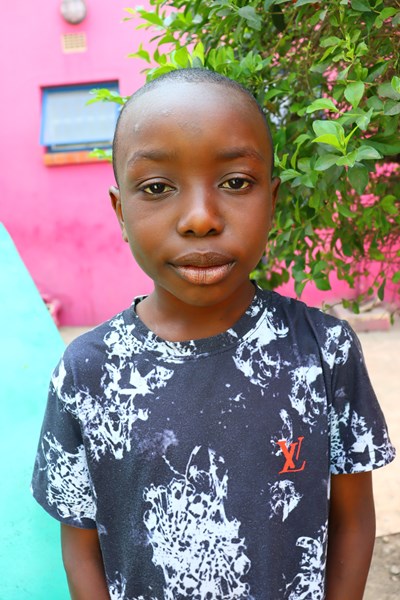 Help David by becoming a child sponsor. Sponsoring a child is a rewarding and heartwarming experience.