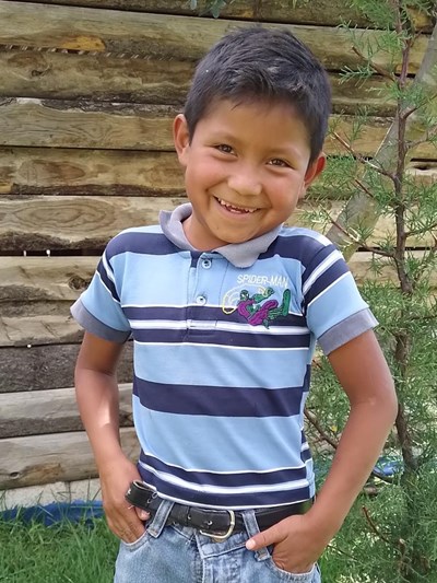 Help Wuayder Medel by becoming a child sponsor. Sponsoring a child is a rewarding and heartwarming experience.
