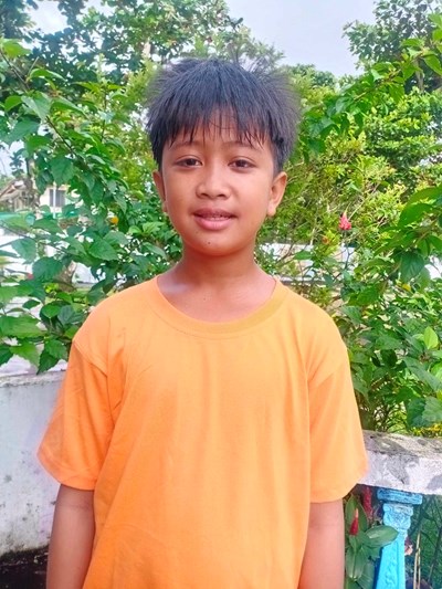Help Jhon Romar B. by becoming a child sponsor. Sponsoring a child is a rewarding and heartwarming experience.