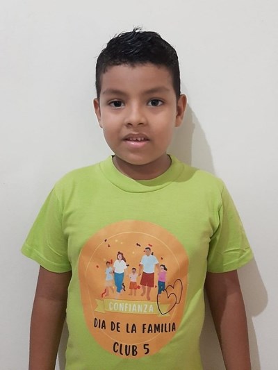 Help Iker Alfredo by becoming a child sponsor. Sponsoring a child is a rewarding and heartwarming experience.