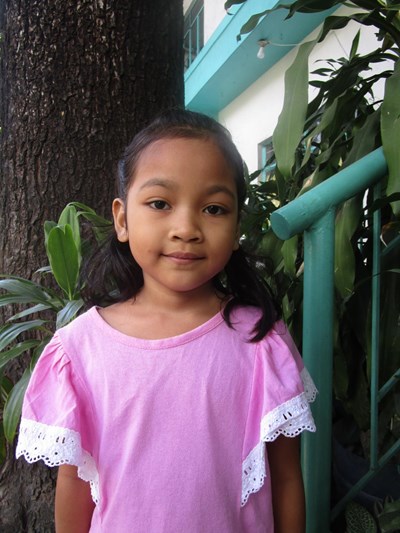 Help Chloe Faith A. by becoming a child sponsor. Sponsoring a child is a rewarding and heartwarming experience.
