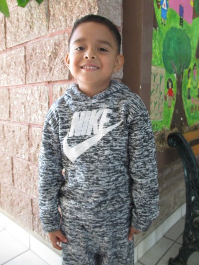 Help Samuel by becoming a child sponsor. Sponsoring a child is a rewarding and heartwarming experience.