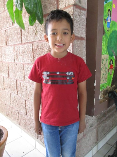 Help Jesús Daaelson by becoming a child sponsor. Sponsoring a child is a rewarding and heartwarming experience.