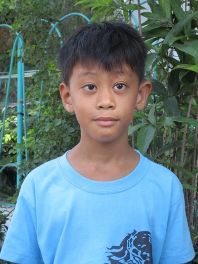 Help Ivan E. by becoming a child sponsor. Sponsoring a child is a rewarding and heartwarming experience.