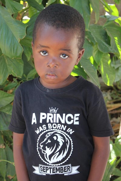 Help Maxon by becoming a child sponsor. Sponsoring a child is a rewarding and heartwarming experience.