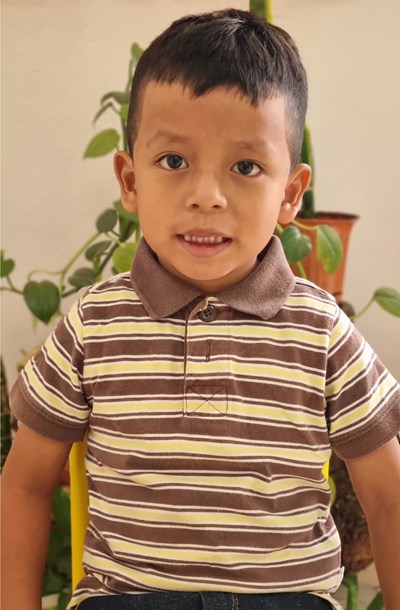 Help Jesus Abimael Isaac by becoming a child sponsor. Sponsoring a child is a rewarding and heartwarming experience.