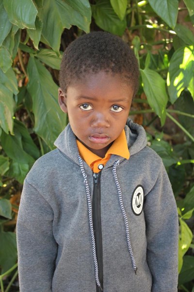 Help Renard by becoming a child sponsor. Sponsoring a child is a rewarding and heartwarming experience.