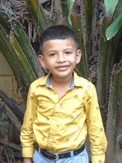Help Angel Rene by becoming a child sponsor. Sponsoring a child is a rewarding and heartwarming experience.