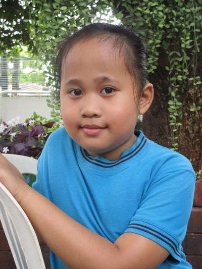 Help Lois Lane B. by becoming a child sponsor. Sponsoring a child is a rewarding and heartwarming experience.