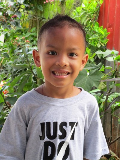 Help Prince Jhay M. by becoming a child sponsor. Sponsoring a child is a rewarding and heartwarming experience.