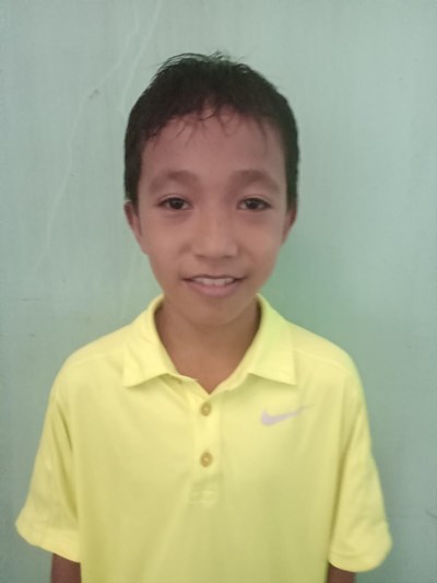 Help Mczoren M. by becoming a child sponsor. Sponsoring a child is a rewarding and heartwarming experience.