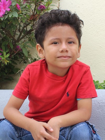 Help Daniel Israel by becoming a child sponsor. Sponsoring a child is a rewarding and heartwarming experience.