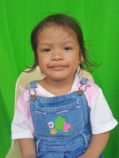 Help Zia Mae N. by becoming a child sponsor. Sponsoring a child is a rewarding and heartwarming experience.