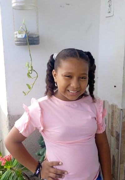 Help Daily Estefany by becoming a child sponsor. Sponsoring a child is a rewarding and heartwarming experience.
