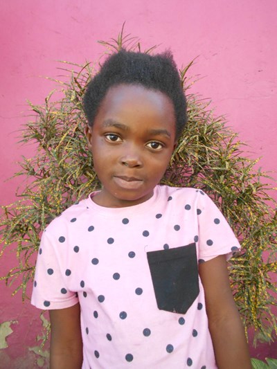 Help Zainabu by becoming a child sponsor. Sponsoring a child is a rewarding and heartwarming experience.