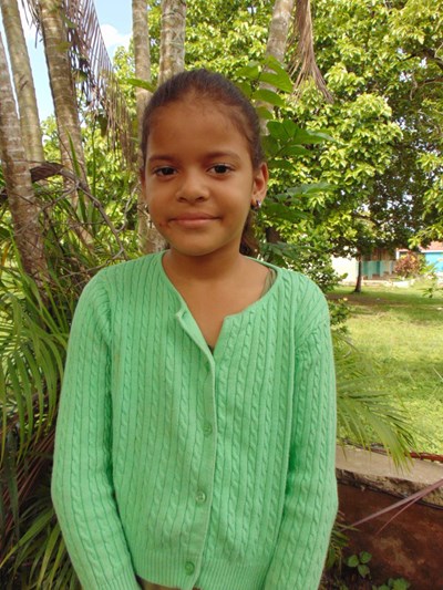 Help Zoe Jackeline by becoming a child sponsor. Sponsoring a child is a rewarding and heartwarming experience.