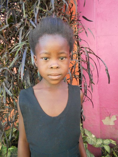 Help Victoria by becoming a child sponsor. Sponsoring a child is a rewarding and heartwarming experience.