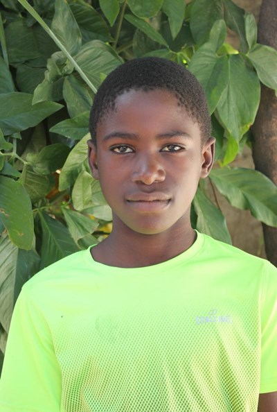 Help Shadrick by becoming a child sponsor. Sponsoring a child is a rewarding and heartwarming experience.