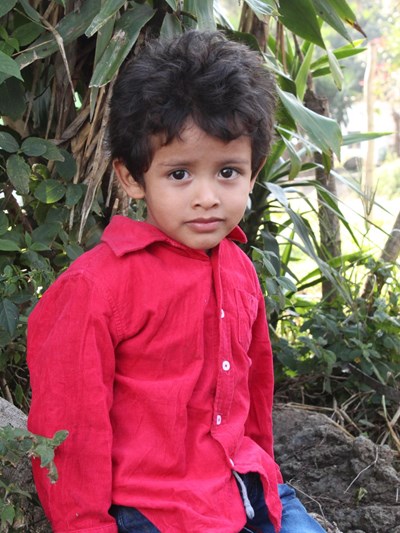 Help Erik Jose by becoming a child sponsor. Sponsoring a child is a rewarding and heartwarming experience.