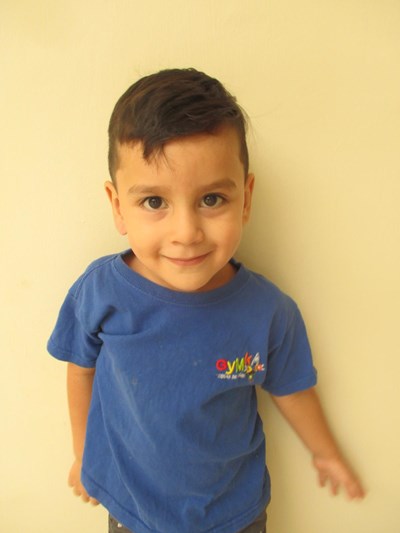 Help Iker Roberto by becoming a child sponsor. Sponsoring a child is a rewarding and heartwarming experience.
