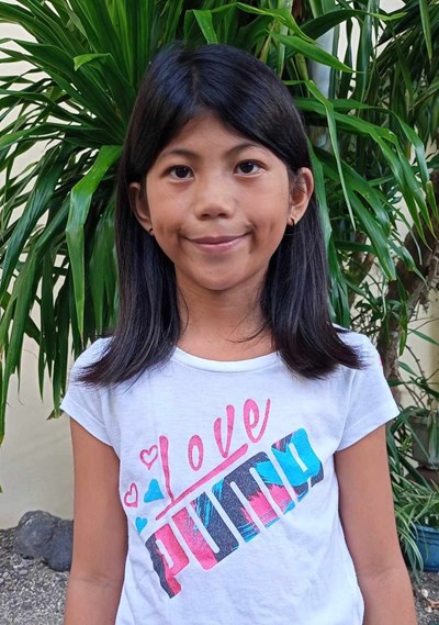 Help Gwen C. by becoming a child sponsor. Sponsoring a child is a rewarding and heartwarming experience.
