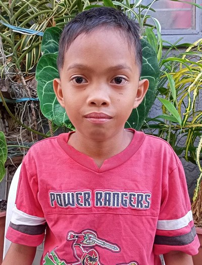 Help Jovic A. by becoming a child sponsor. Sponsoring a child is a rewarding and heartwarming experience.