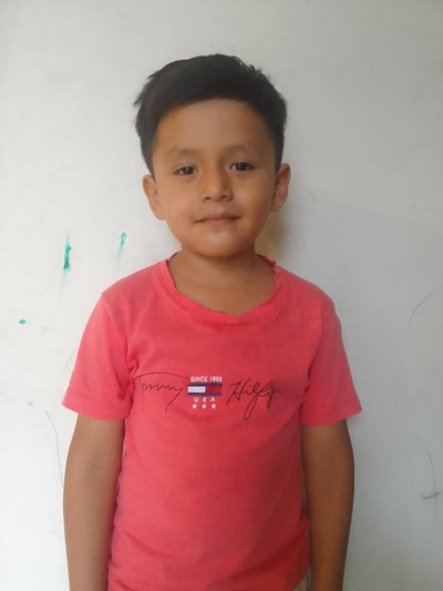 Help Derian Luis by becoming a child sponsor. Sponsoring a child is a rewarding and heartwarming experience.