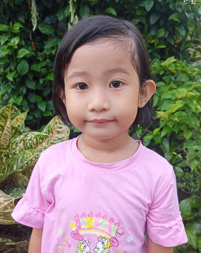 Help Ellia Amber M. by becoming a child sponsor. Sponsoring a child is a rewarding and heartwarming experience.