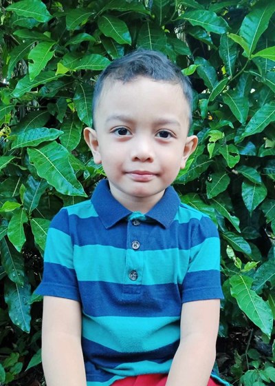 Help Daryl Jr. C. by becoming a child sponsor. Sponsoring a child is a rewarding and heartwarming experience.