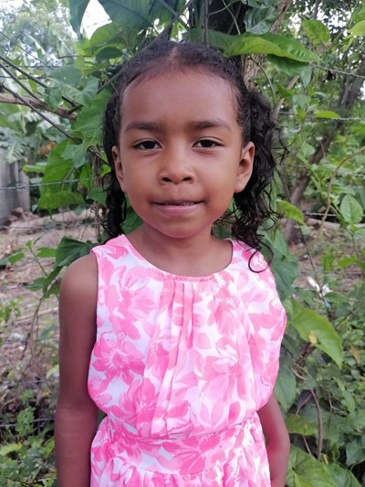 Help Dulce Naomi by becoming a child sponsor. Sponsoring a child is a rewarding and heartwarming experience.
