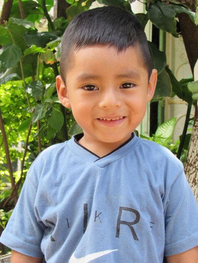 Help William Isaac by becoming a child sponsor. Sponsoring a child is a rewarding and heartwarming experience.