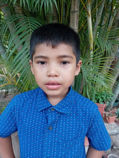 Help Jonathan Isaac by becoming a child sponsor. Sponsoring a child is a rewarding and heartwarming experience.