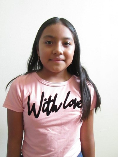 Help Dania Valeria by becoming a child sponsor. Sponsoring a child is a rewarding and heartwarming experience.