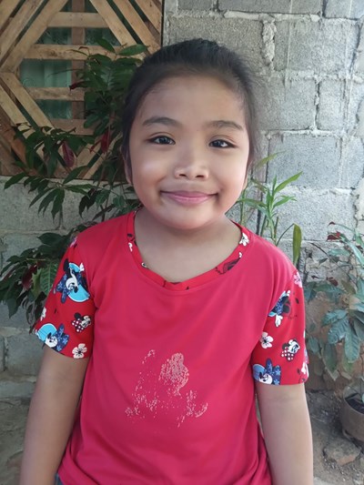 Help Princess Queen B. by becoming a child sponsor. Sponsoring a child is a rewarding and heartwarming experience.