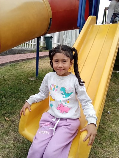 Help Danna Mila by becoming a child sponsor. Sponsoring a child is a rewarding and heartwarming experience.
