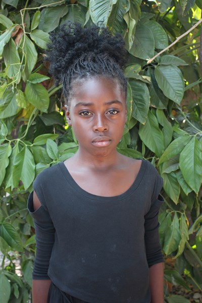 Help Aliness by becoming a child sponsor. Sponsoring a child is a rewarding and heartwarming experience.