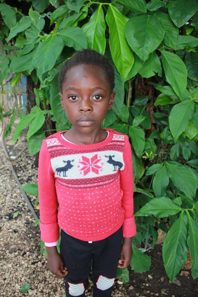 Help Regina by becoming a child sponsor. Sponsoring a child is a rewarding and heartwarming experience.