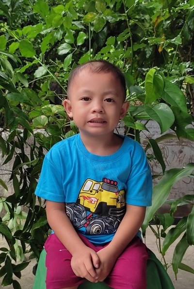 Help Gael Tristan G. by becoming a child sponsor. Sponsoring a child is a rewarding and heartwarming experience.