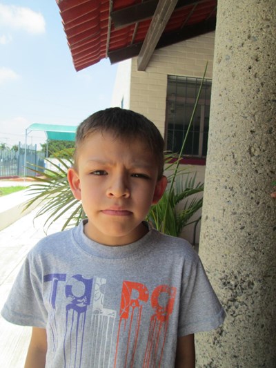 Help Hugoyahir by becoming a child sponsor. Sponsoring a child is a rewarding and heartwarming experience.