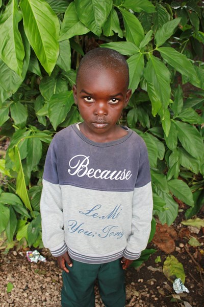 Help Andrew by becoming a child sponsor. Sponsoring a child is a rewarding and heartwarming experience.